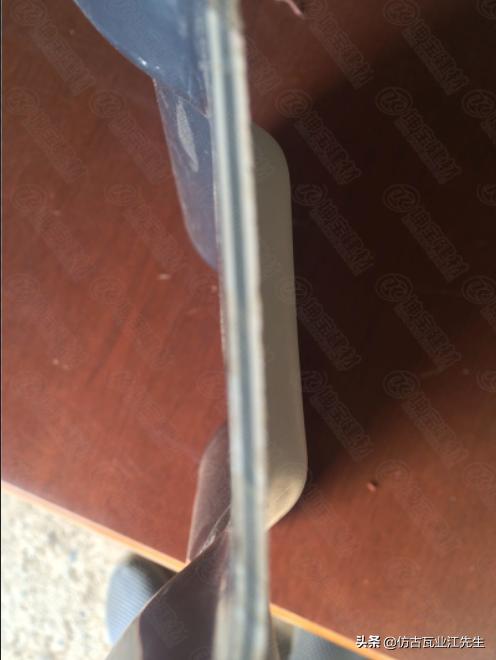 白底樹脂瓦質(zhì)量好?揭開各白底樹脂瓦的秘密,曝光真相,還原事實(shí)